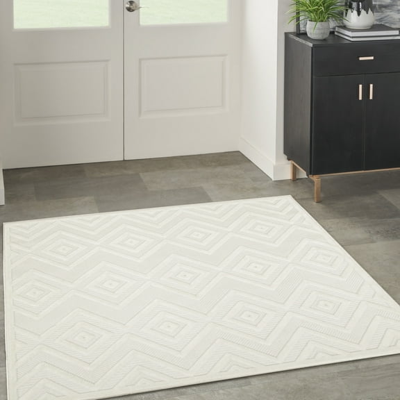 Nourison Versatile Indoor/Outdoor Ivory White 5' x Square Area Rug  (5 Square)