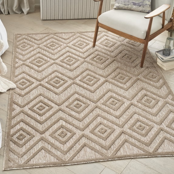 Nourison Versatile Indoor/Outdoor Natural Beige 5' x 7' Area Rug, (5x7)