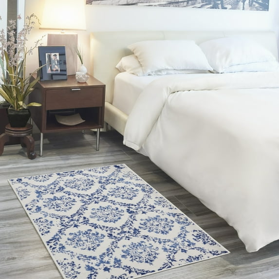 Nourison Whimsicle Botanical Farmhouse Ivory Navy 3' x 5' Area Rug, (3'x 5')
