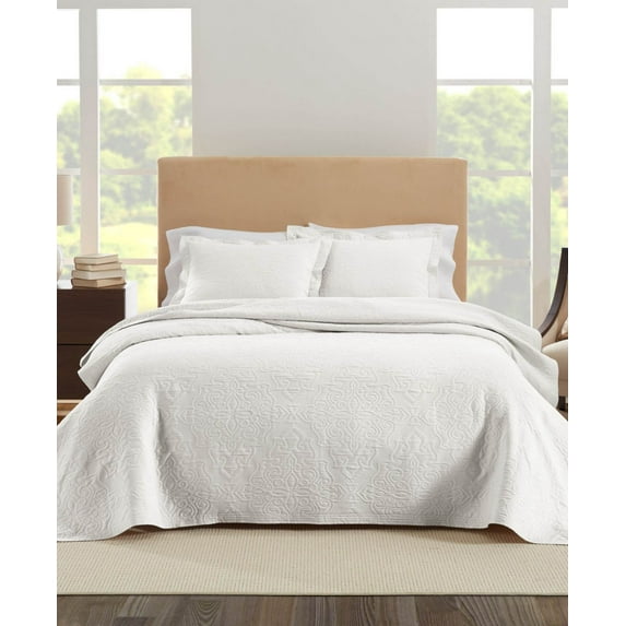 Nouvelle Home Raphaela European Matalasse Coverlet Set, Queen, White