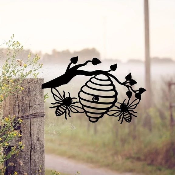 Novelty Metal Bee Hive Garden Decor Sculpture Honeycomb Decoration Tree Silhouette Hanging Bees for Garden Yard Backyard Lawn