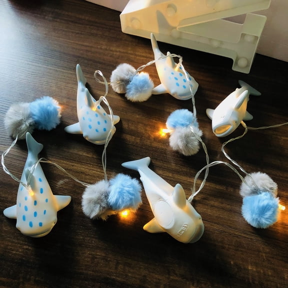 Novelty Shark Poms String Light Battery Operated LED Whale Shark Night Light for Children Bedroom Birthday Beach Party Decor