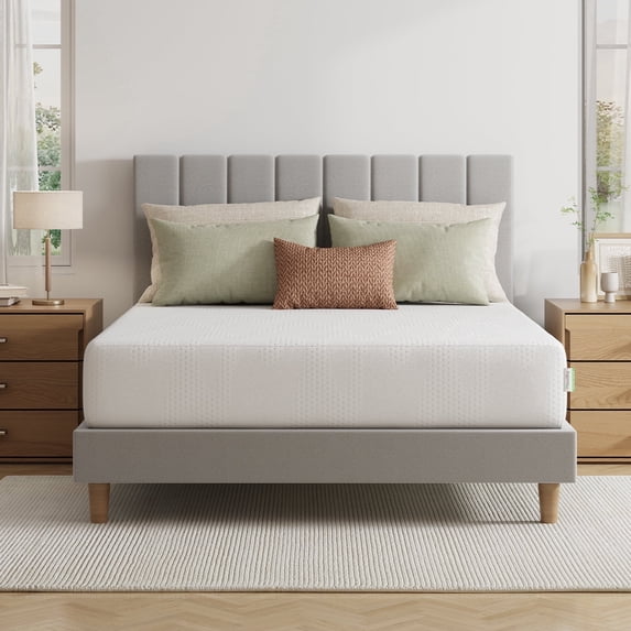 Novilla Queen Mattress, 10 Inch Queen Size Mattress in a Box, Gel Memory Foam Mattresses for Comfort Sleep, Cooling Night Sleep & Pressure Relief, CertiPUR-US Certified