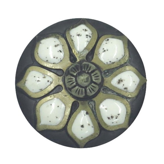 Nrs White Stone Brass Flower 1 1/2" Screwback Concho  1.5IN