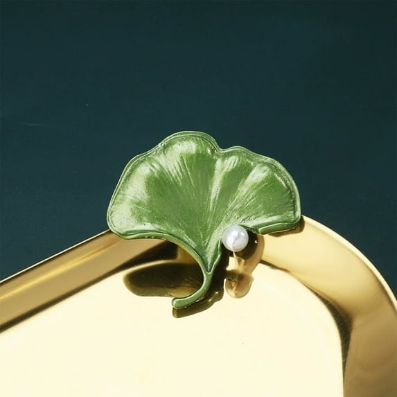 Nsxcdh Green Flower Brooch Pearl Accented Pin for Mother's Day,Small Fresh Style Suit Corsage for Special Occasions and Holiday Gifts Seasonal