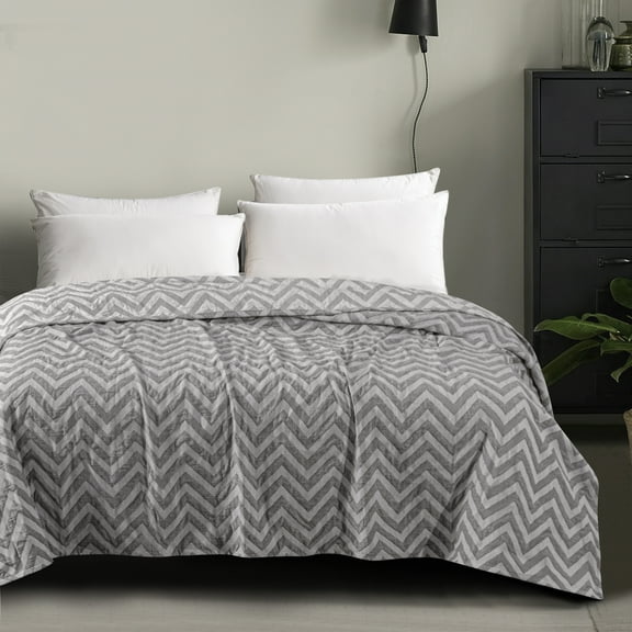 Ntbay 3 Layers Cotton Muslin King Bed Blanket, Super Soft Breathable Thermal Yarn Dyed Quilt for Adults, Perfect Lightweight Blanket for Couch Sofa Bed All Seasons, 106"x92", Chevron