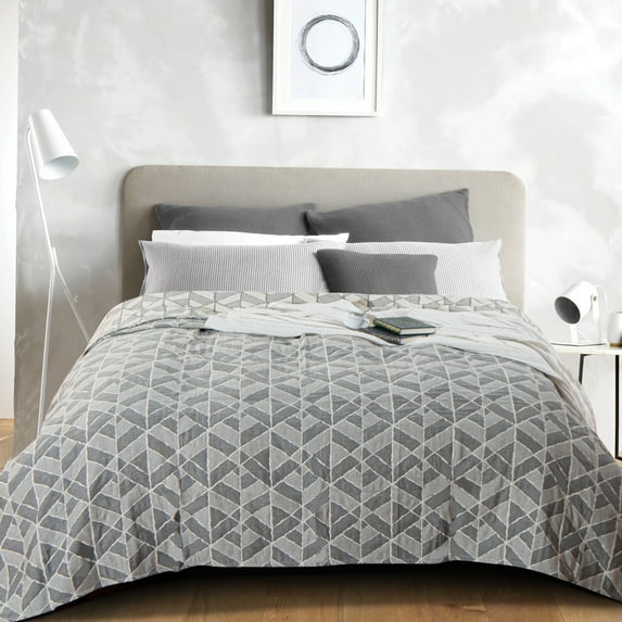 Ntbay 3 Layers Cotton Muslin Queen Bed Blanket, Super Soft Breathable Thermal Yarn Dyed Quilt for Adults, Perfect Lightweight Blanket for Couch Sofa Bed All Seasons, 88"x92", Grey Trapezoid