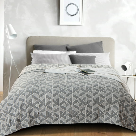 Ntbay 3 Layers Cotton Muslin Twin Bed Blanket, Super Soft Breathable Thermal Yarn Dyed Quilt for Adults, Perfect Lightweight Blanket for Couch Sofa Bed All Seasons, 68"x92", Grey Trapezoid