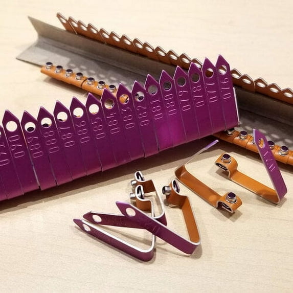 Numbered Purple Zip Wing Bands 600Pcs