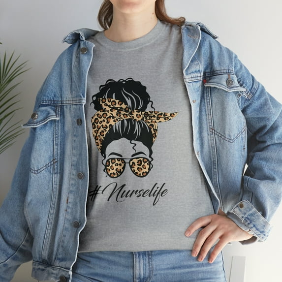 Nurse Life Leopard Messy Bun Hair Glasses Nurse T-Shirt
