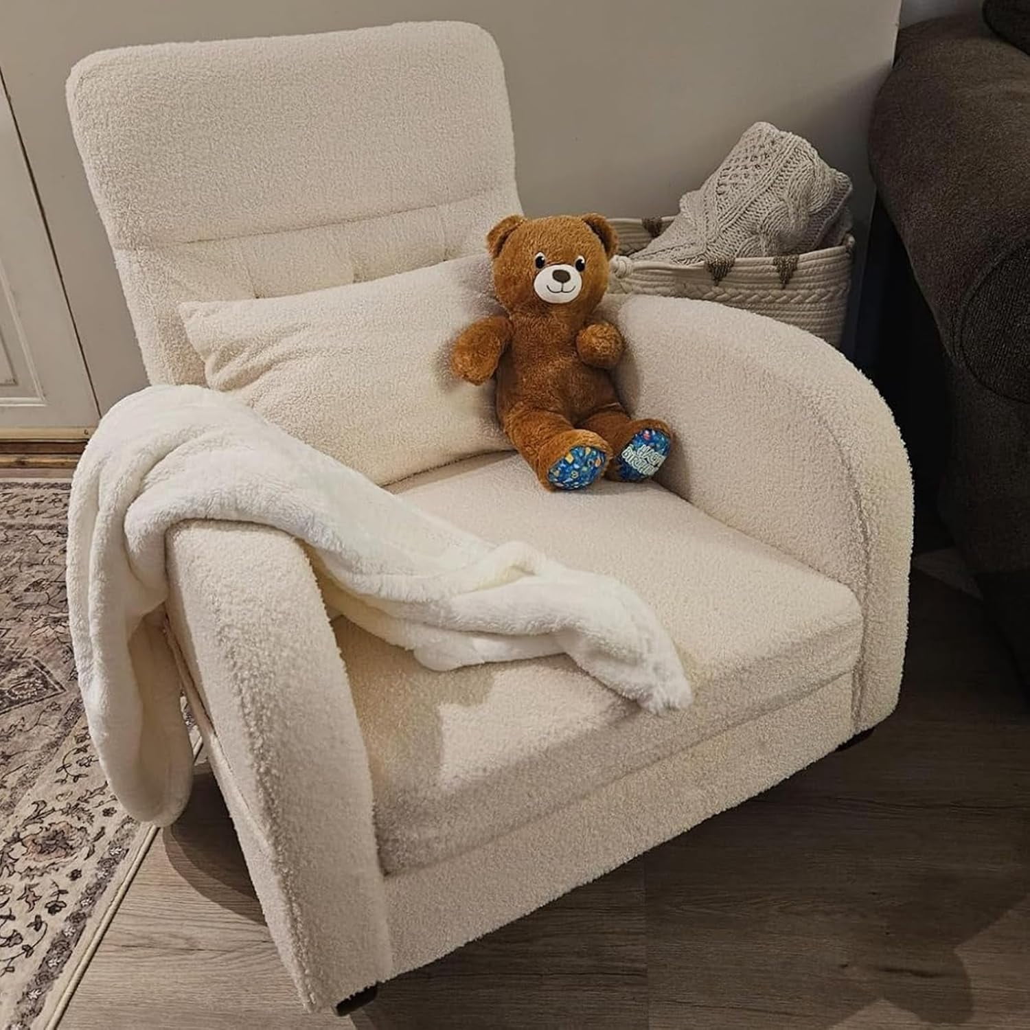 Nursery Rocking Chair, Upholstered Comfortable Glider Rocking Chair ...
