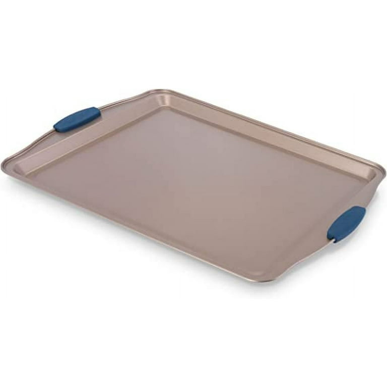 https://i5.walmartimages.com/seo/NutriChef-17-Non-Stick-Baking-Pan-Large-Gold-Cookie-Sheet-with-Blue-Silicone-Handles-Gold_c4aca94b-6117-43a6-8ddc-332af20e8a9c.4252730f9ca422878d2cdb4d01b64d0a.jpeg?odnHeight=768&odnWidth=768&odnBg=FFFFFF