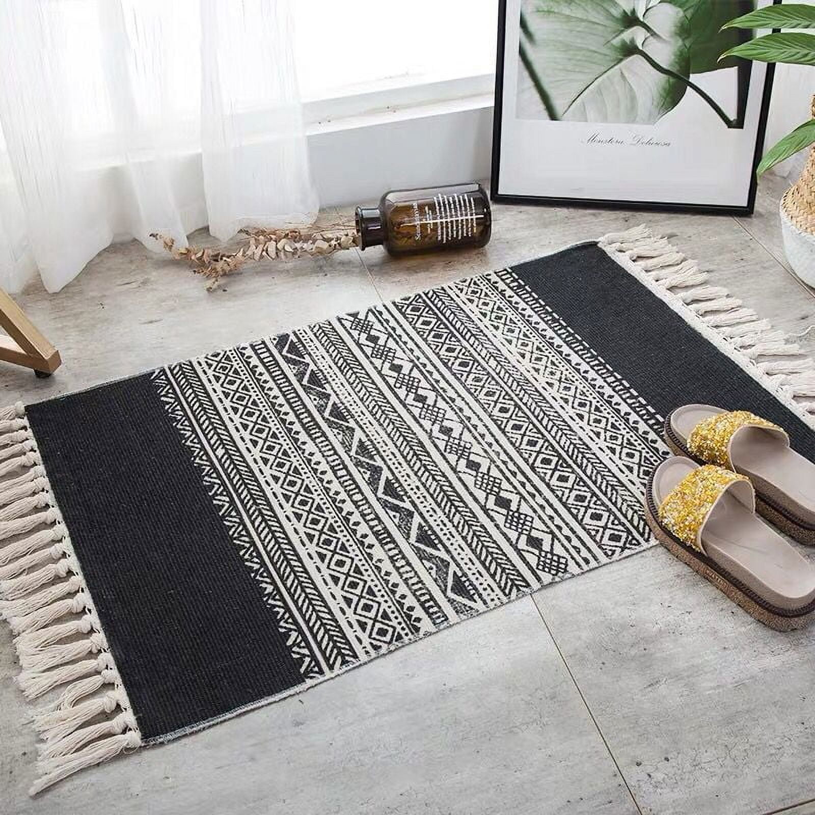 Nvzi Boho Bath Rug Bohemian Area Kitchen Runner Rug with Tassels Cotton Washable Carpet Mat