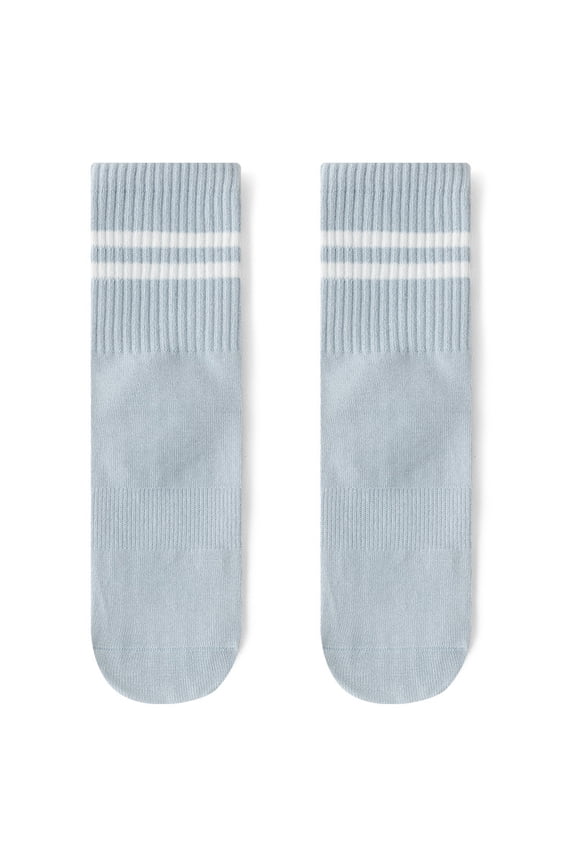 Light Blue anti slip socks -3 pairs, one size fits all, suitable for all people, dance fitness grip socks, suitable for dancing, exercise and safety indoor sports anti slip socks