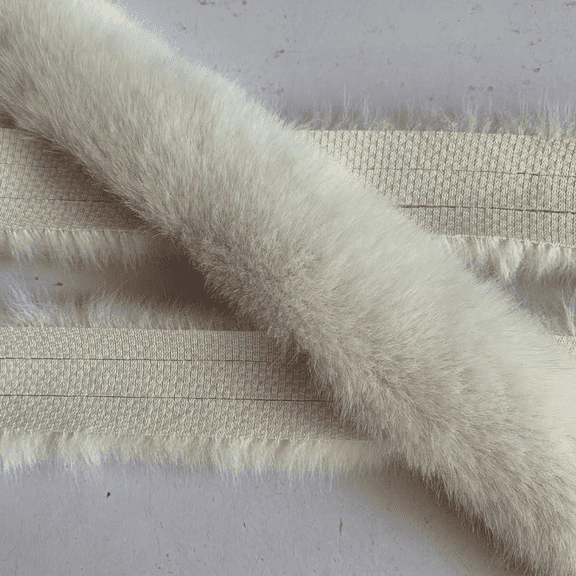 Nvzi Off White DIY craft plush decorative strip -20 pieces, 71 0.39 inches, artificial fur Christmas ribbon for Christmas tree wreath decoration, soft plush accessory