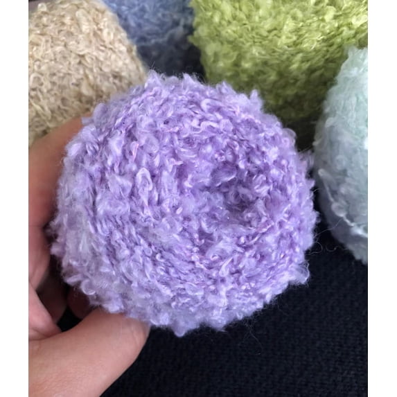Nvzi Yarn for Knitting, 2 Rolls, Blended Yarn, Suitable for Scarves, Hats, Sweaters, Ideal for Knitting Projects, Craft Enthusiasts, Perfect for Daily Use and Gifting,purple