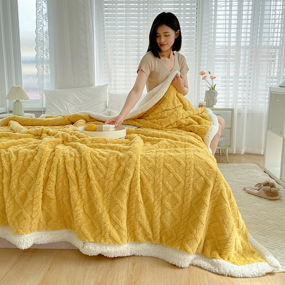Nvzi plush blanket -1Pcs Yellow fluffy plush blanket, 40×59in soft and comfortable plush blanket, thick fluffy and comfortable warm winter blanket, suitable for cold seasons
