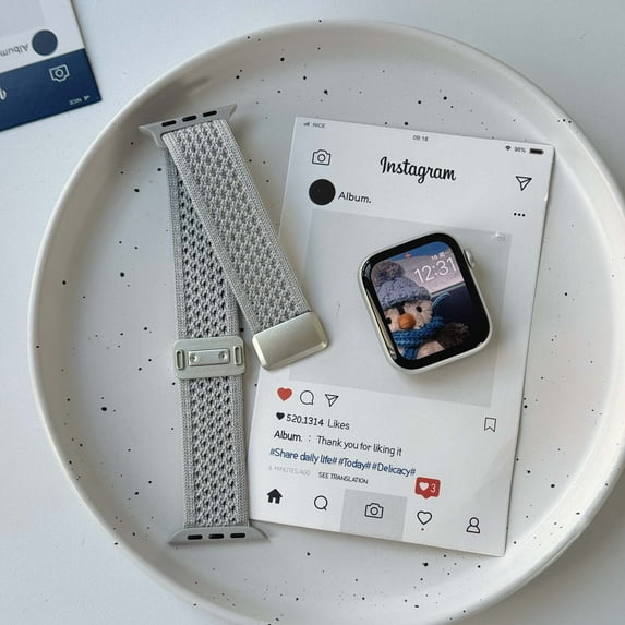 Nylon Watch Band for iWatch Band 38mm 40mm 41mm 42mm Women Men with Adjustable Magnetic Clasp, Breathable Replacement Strap for iWatch Series 10 9 8 7 6 5 4 SE 3 2 1 Knitted Nylon Band, White