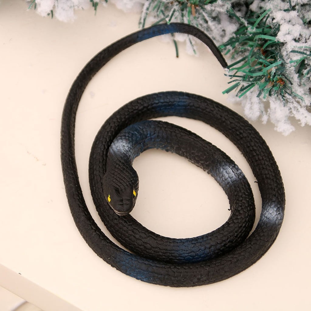 Black plastic snakes 2025