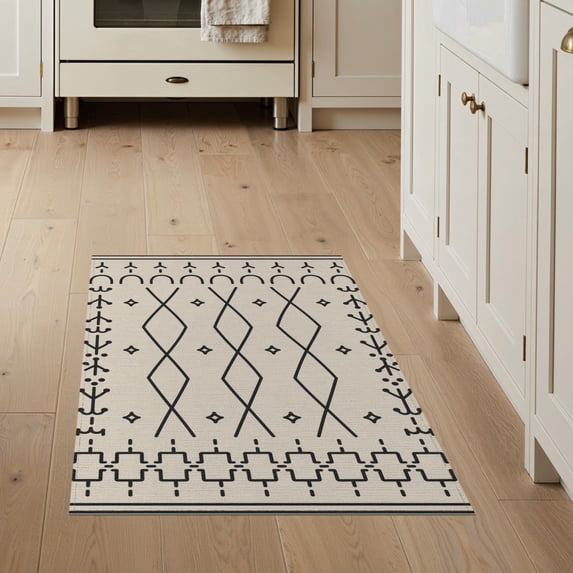 ODIKA 3'x5' Beige Black Diamond Geometric Washable Accent Rug Inspired Lattice Motifs With Traditional for Bedside, Nursery Room, Pet Friendly & Non-Shedding