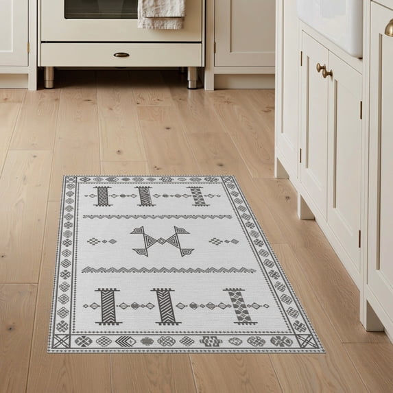 ODIKA 3'x5' Gray White Design Washable Accent Rug Intricate Geometric Patterns and Borders for Bedside, Nursery Room, Pet Friendly & Non-Shedding