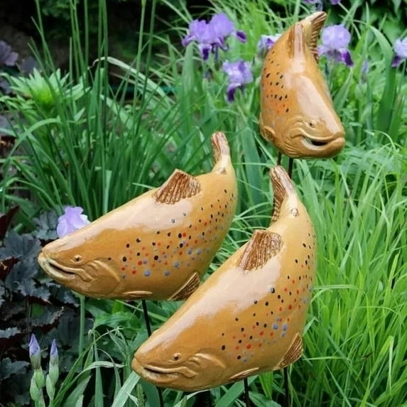 OEFNTAC Ceramic Fish Garden Sculpture Resin Outdoor Pond Decoration Set Fish Statue Garden Pond Decor Outdoor Garden Statues Water Feature Decor