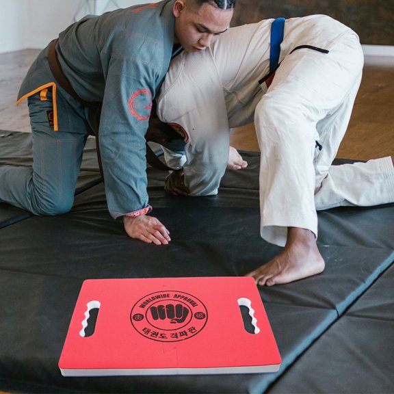 OFFIGAM 2Pcs Portable Karate Boards for Breaking Convenient Lightweight Taekwondo Practice Tool