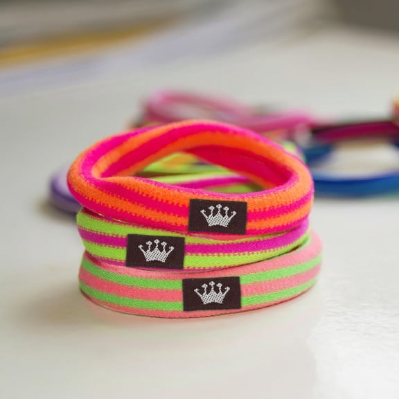OFFIGAM 500 Pcs Custom Fabric Clothing Tags Sew- Labels for Handmade Apparel, Hair Ropes, and Sewing Projects