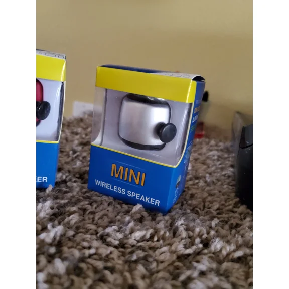 OLIVE- Mini Bluetooth Speaker, With Bonus Croc Charm Silver