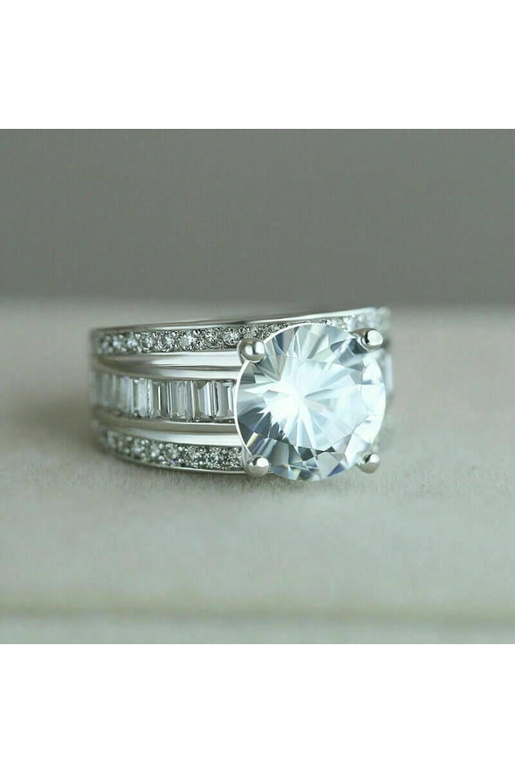 Round Cut 2.50Ct Moissanite Cocktail Women's Engagement Ring 14K White Gold Plated