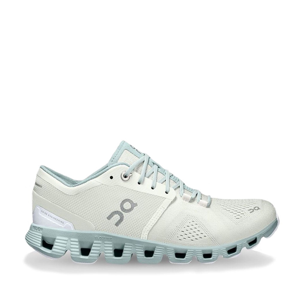On Cloud Qu Sneakers Womens ON RUNNING Cloud X WomenAdult Shoe
