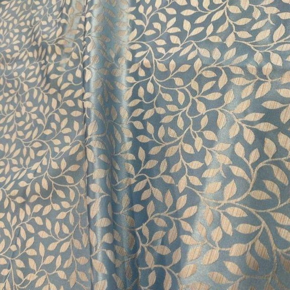 ON THE VINE Jacquard Fabric, 115 Inch. in Width, Baby Blue / Sample 3x3 Inch