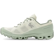 ON WOMEN CLOUDVENTURE Sneakers White / Moss