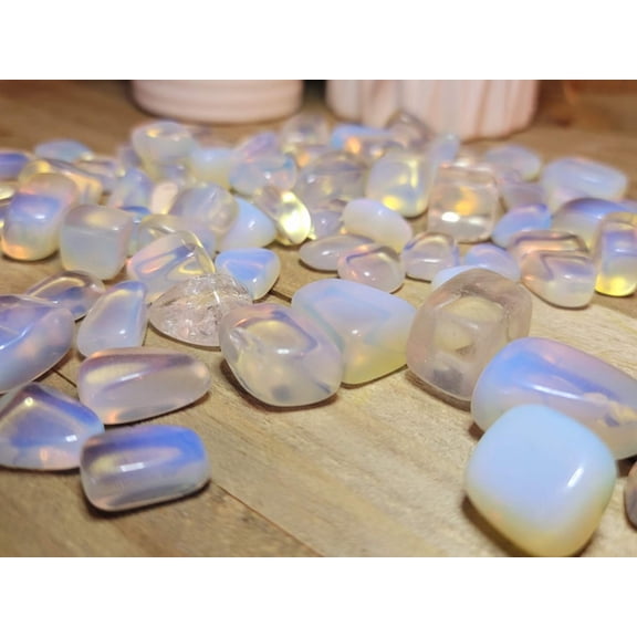 ONE OPALITE TUMBLED STONE