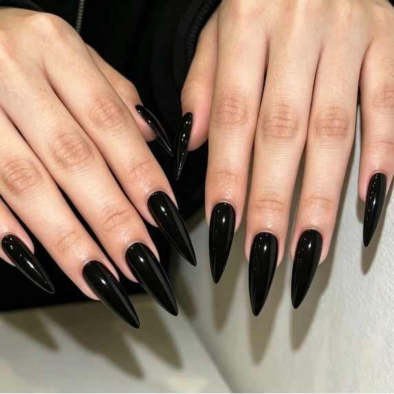 ONLYEOR Matte Black Press On Nails, Cool Spicy Girl Dark Style, Long Pointed Fake Nails for Street & Party Look