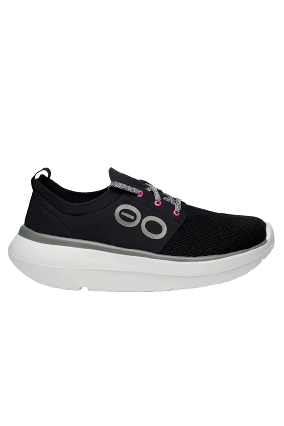 OOMY Stride White / Black 5077-WHTBLK Women's Size 9