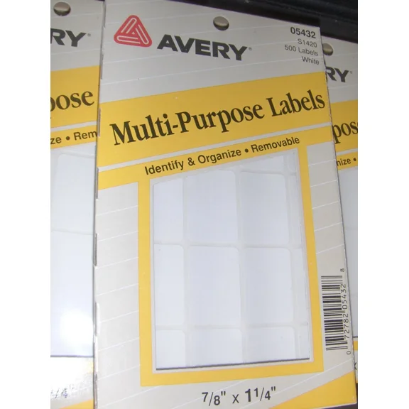 OPAL- New 7/8 X 1 1/4 Inch Avery White 1,000 Labels Self Adhesive Rectangle Labels