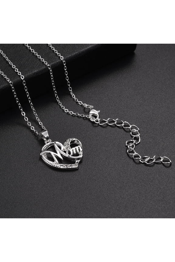 Women Necklace Shiny Rhinestones Inlay Heart Pendant MOM Lettered Elegant Dress-Up Alloy Jewelry Clavicle Chain Party Dress Mom Jewelry Mother's Day Gift Rose Gold