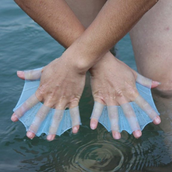 OQRKI 2Pcs Blue Silicone Swim Gear Fins Hand Webbed Flippers Training Glove Fingers Hand Palm Webbed Flippers Training Gloves Water Resistance Swimming Aquatic Gloves