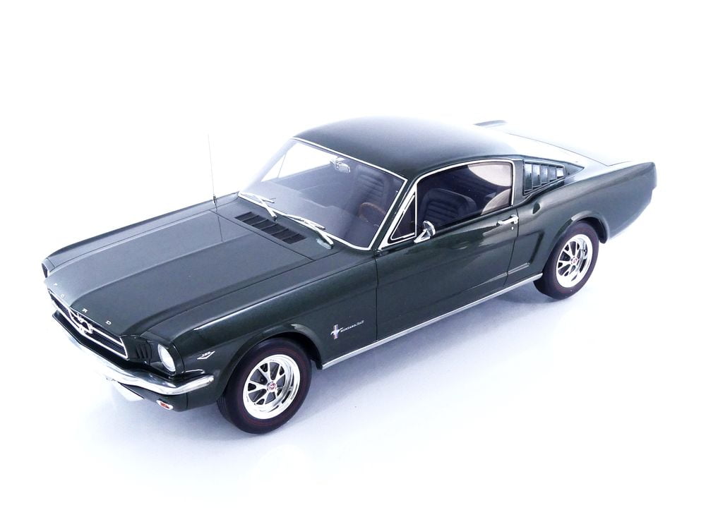 Ottomobile 1:18 Ford Mustang Mach-E GT Performance Año de construcción