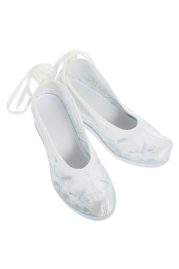 1 Pair White Chinese Traditional Shoes with Toe for Men Non-slip and Breathable for Daily Wear