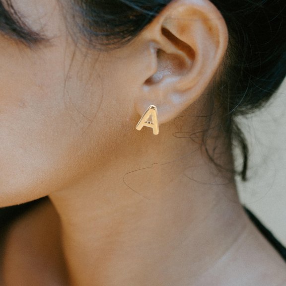 OUNONA Golden Letter Earrings Minimalist Design Stainless Steel for Decor 1Pair