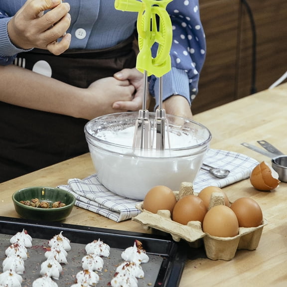 OUNONA Stainless Steel Hand Whisk Double Rotating Beater for Cooking and Baking, Green Handle, 1 Pc