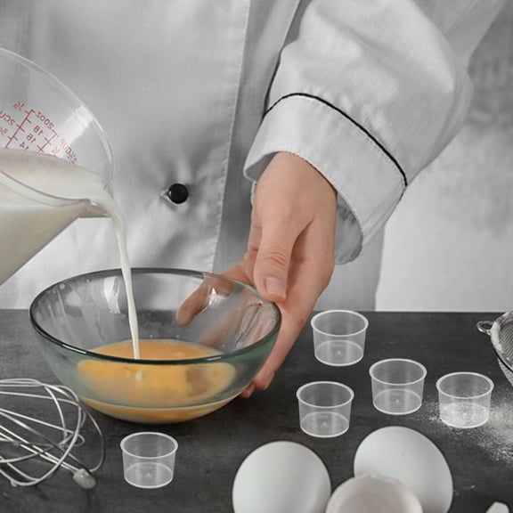 OUNONA 200Pcs White Plastic Measuring Cup Smooth Pouring Non Leak Adjustable Liquid Container