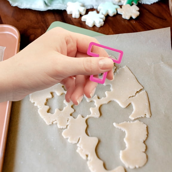 OUNONA 26Pcs Alphabet Letter Mold Assorted Color Perfect for Decorating Cookies and Fondant Cakes