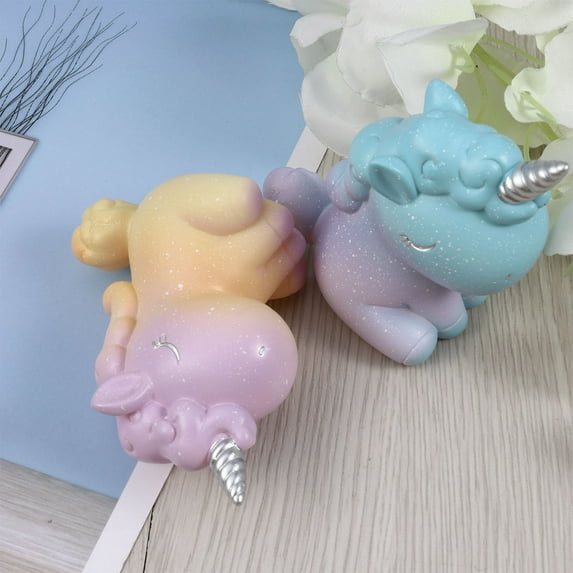OUNONA 2Pcs Lovely Unicorn Figurine Ornaments Assorted Decoration Animal Statue
