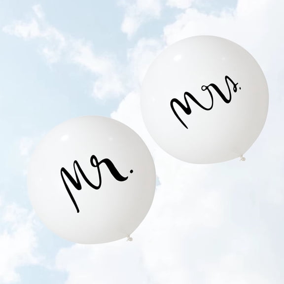 OUNONA 2Pcs White Latex Balloons Party Decoration Mr Mrs Wedding Balloon for Special Celebration