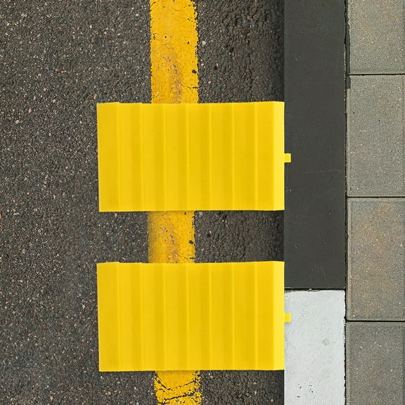 OUNONA 2pcs Car Tire Chocks Portable Wheel Stoppers Triangle Anti-Slip Blocks for Cars Trailers Trucks Garage Travel and Parking Safety