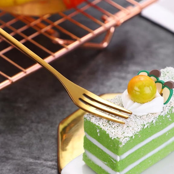 OUNONA 8Pcs Appetizer Dessert Mini Forks for Restaurant Use in Golden Color