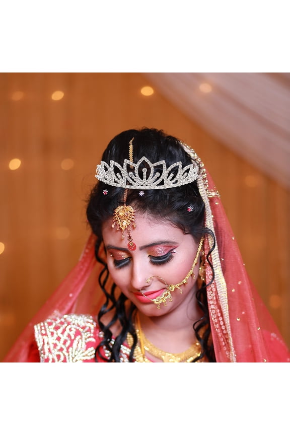 Elegant Bridal Hairband with Sparkling Rhinestones and Crystal Beads, Wedding Headpiece for Brides and Special Events